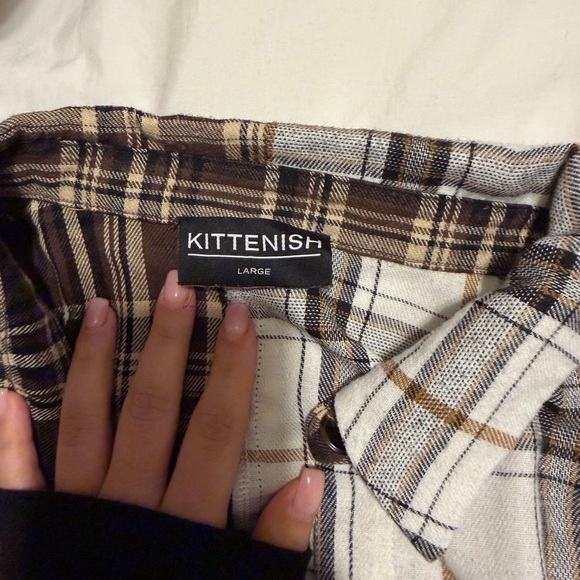 Kittenish crop flannel - Picture 2 of 3